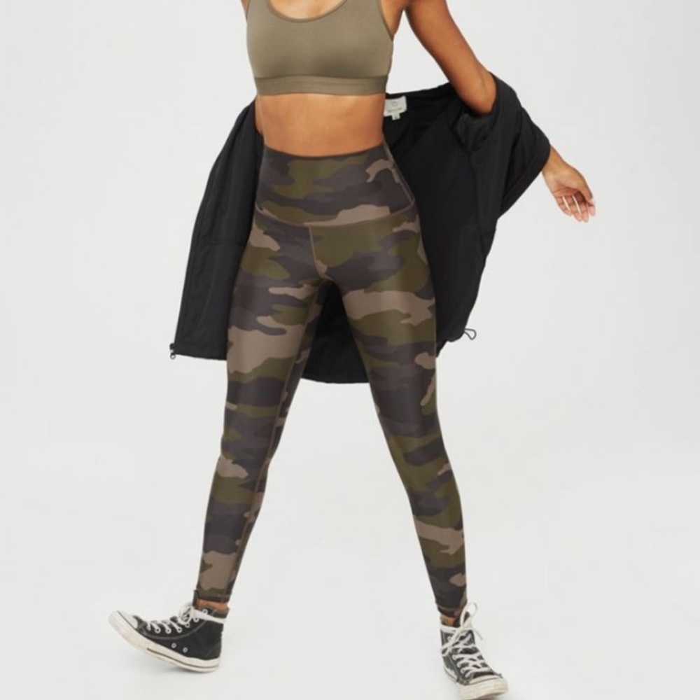 Aerie Offline Hip Gloss Leggings